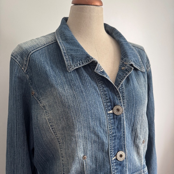 Terra Nostra Jeans - Light Blue Jeans Jacket - Picture 3 of 8